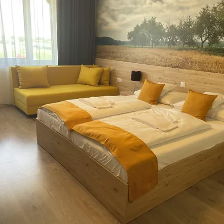 Hotell Gyirmot Sport & Wellness 4*