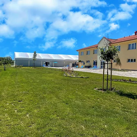 Ξενοδοχείο Gyirmot Sport & Wellness Γκιόρ